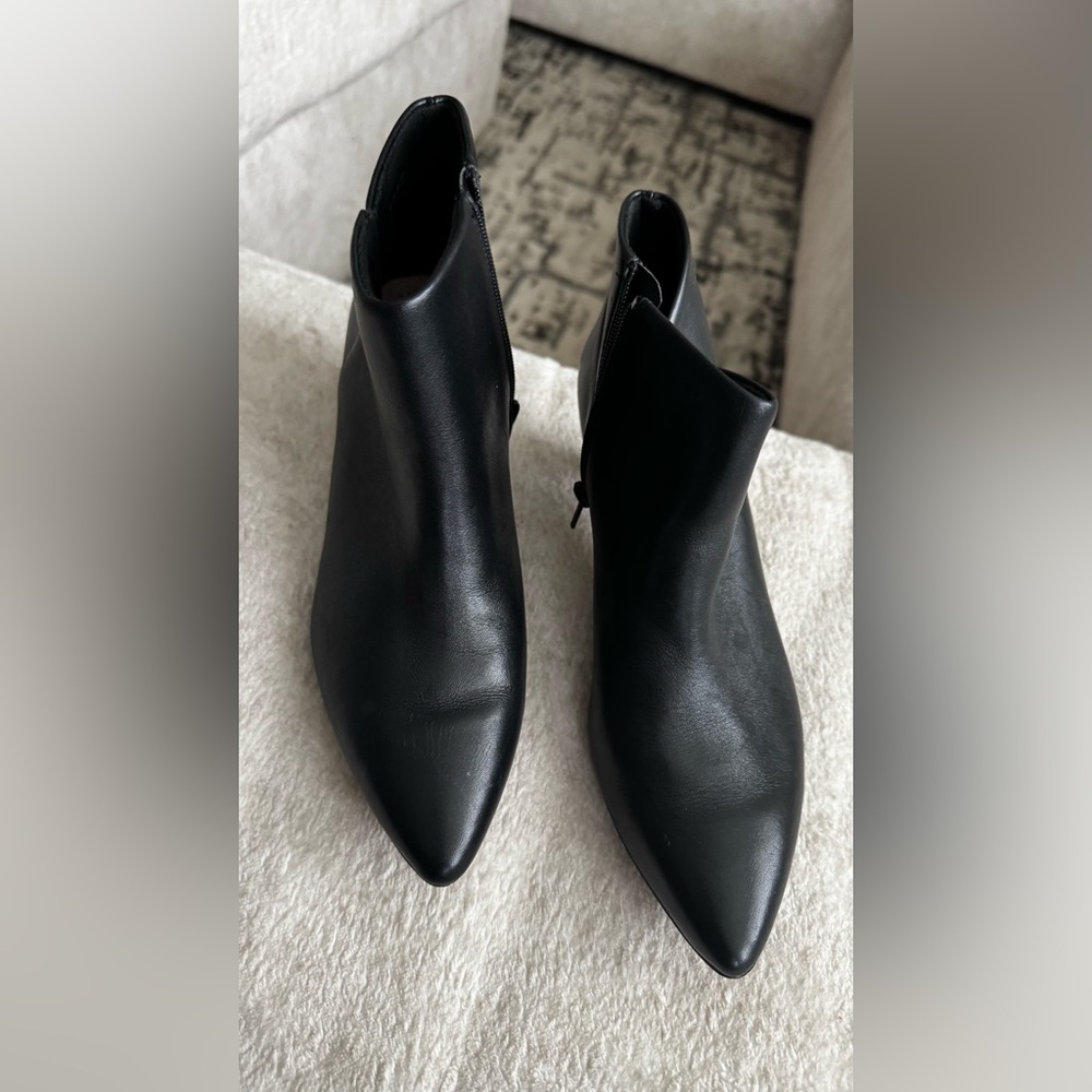 Collection B Sleek Black Ankle Booties